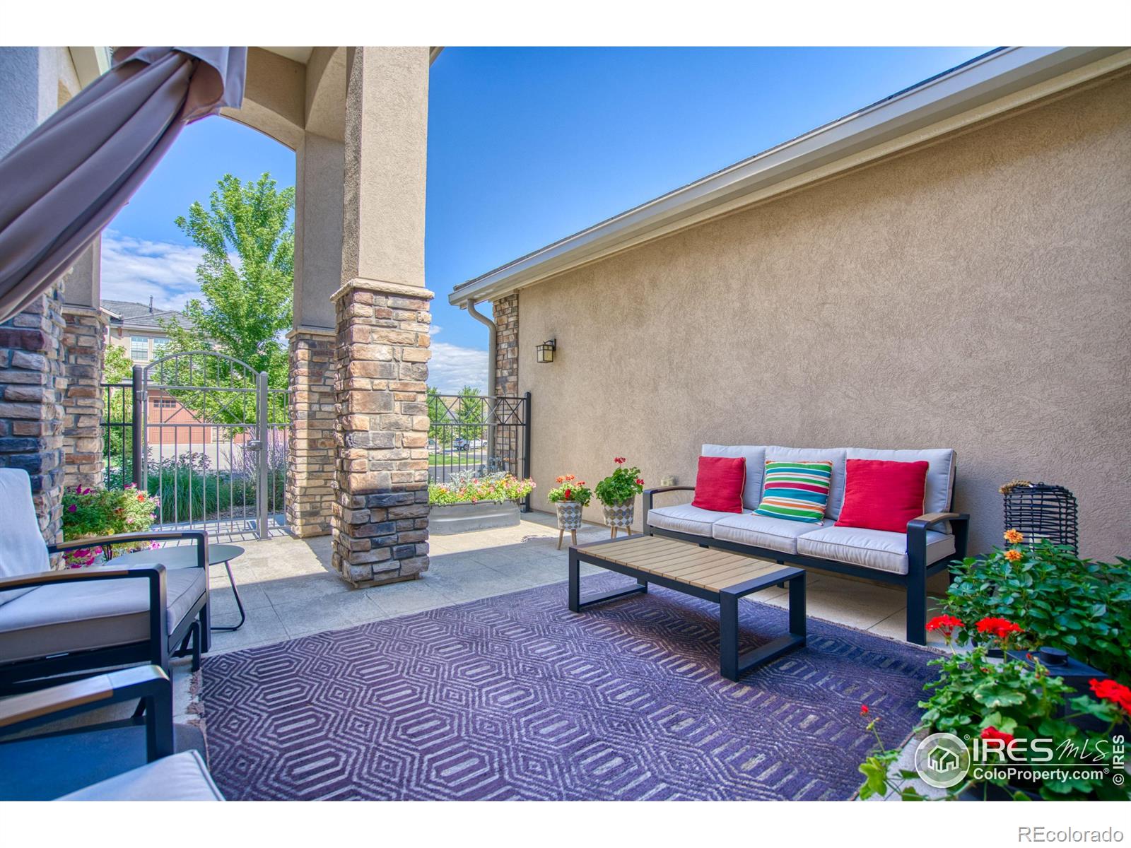 2904 Casalon Circle