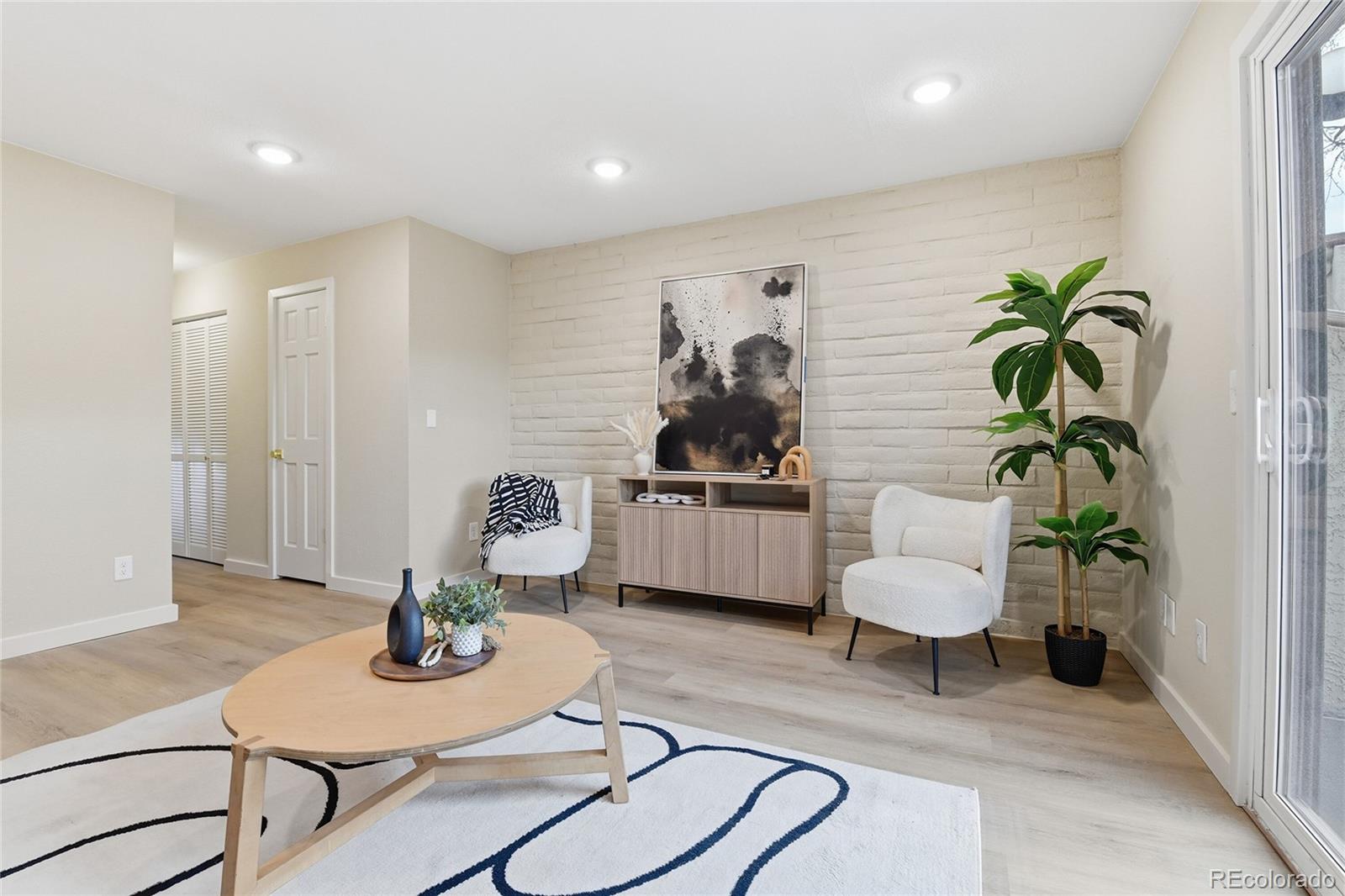 1060 S Parker Road 27