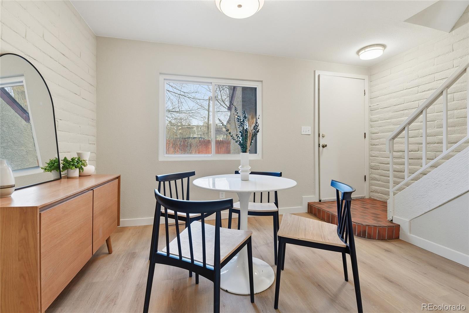 1060 S Parker Road 27