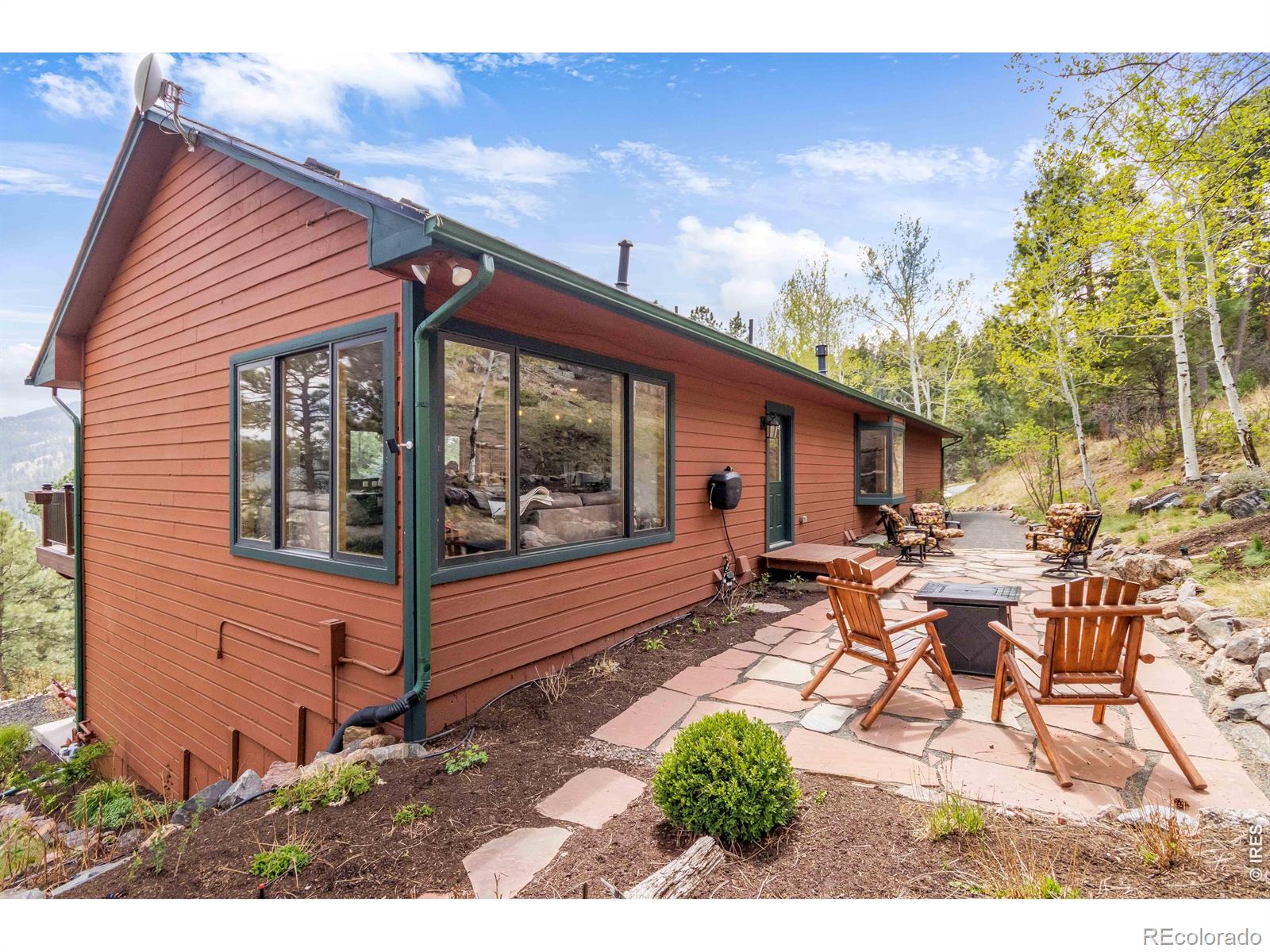 7008 Bluff Trail