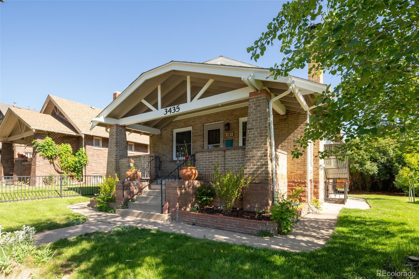 3435 W Hayward Place