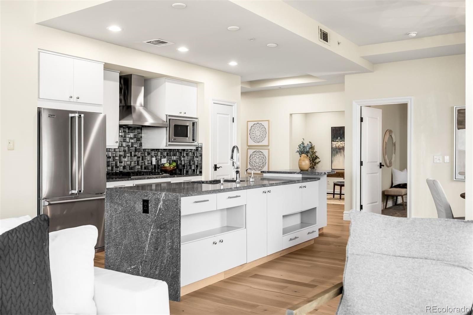 2001 Lincoln Street 3121, Denver, CO, 80202 1 2001 Lincoln Street 3121
