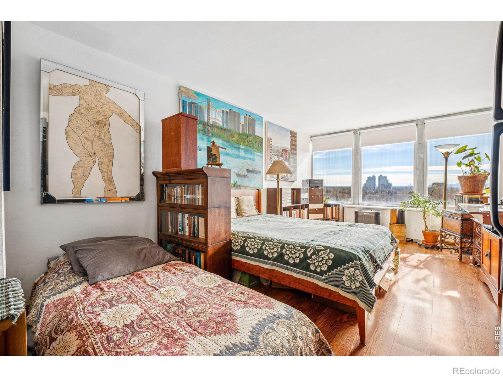 789 N Clarkson Street