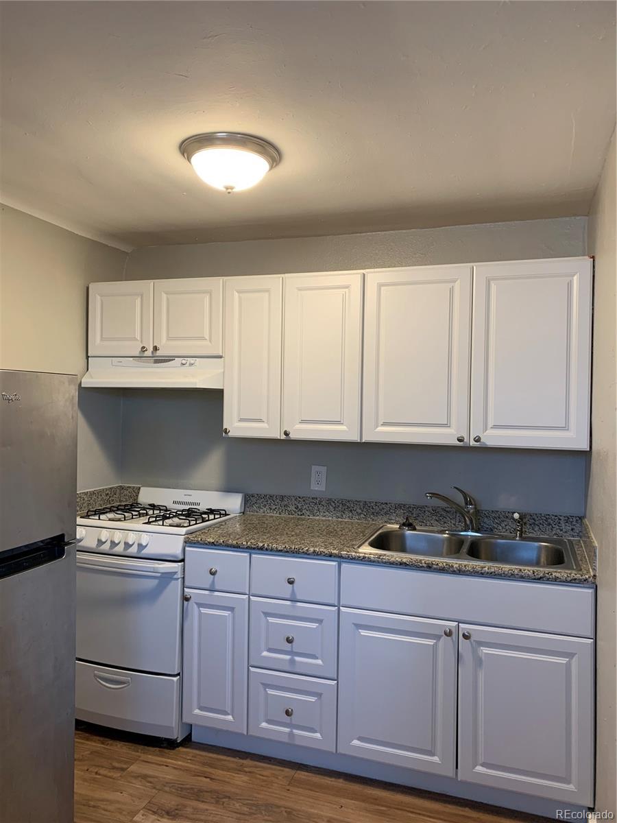 1400 S Clermont Street 7