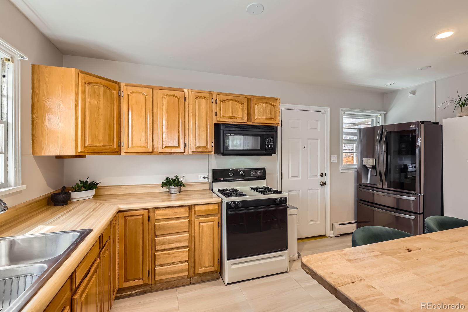 1277 Wabash Street, Denver, CO, 80220 4 1277 Wabash Street