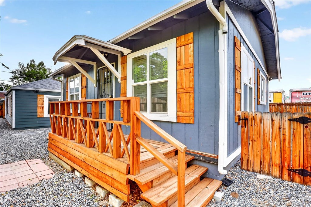 Photo of 1435 UINTA Street, Denver, CO 80220 (MLS # 2597278)