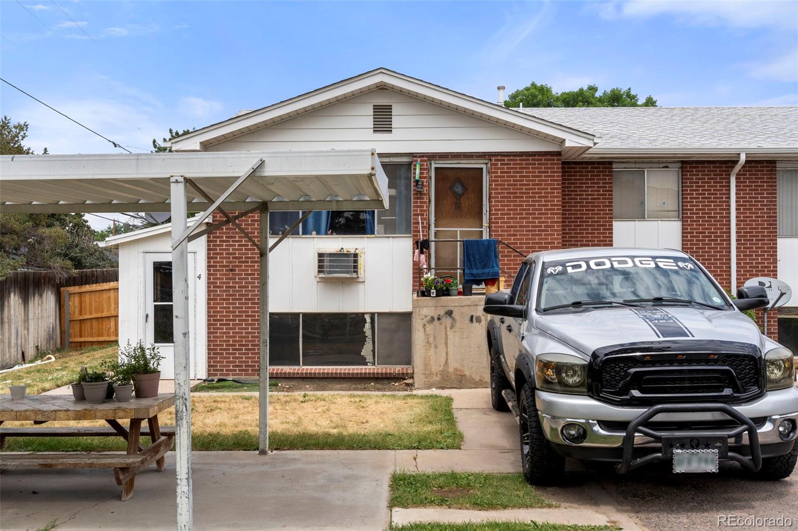115 S 18th Avenue