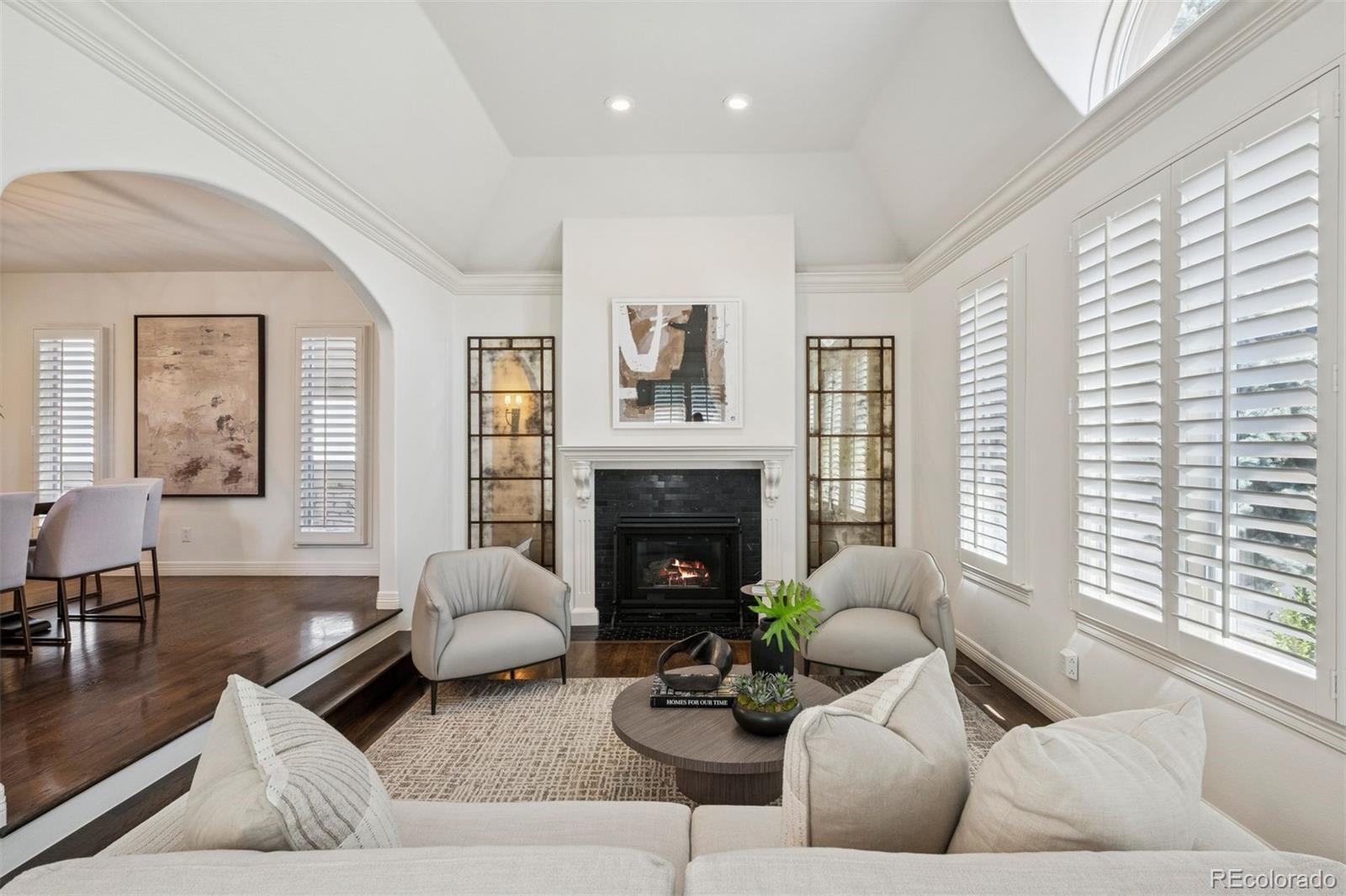 400 S Steele Street 61