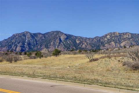 Single Family Residence in Colorado Springs CO 4625 Broadmoor Bluffs Drive 35.jpg