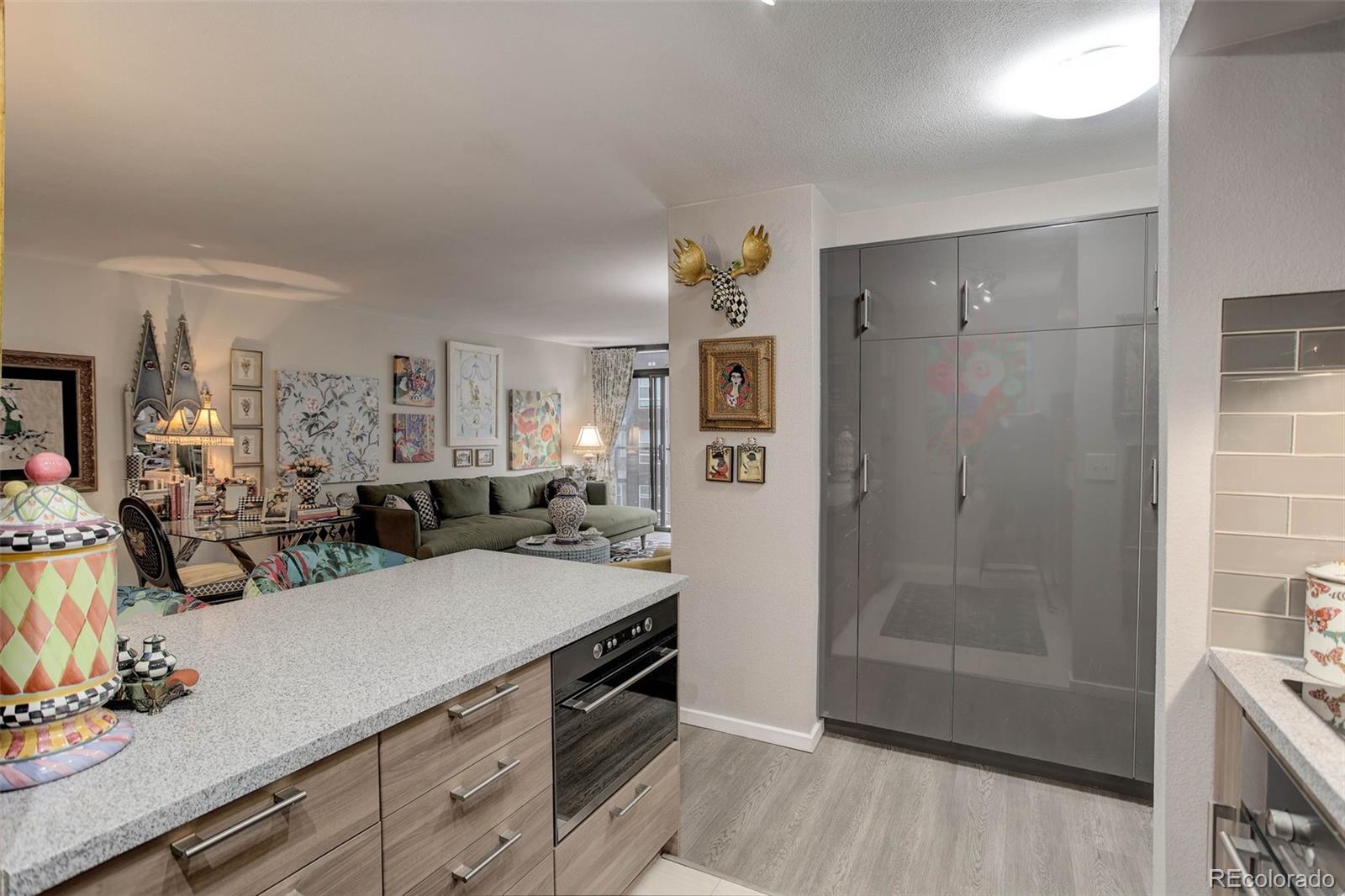 2 Adams Street 809