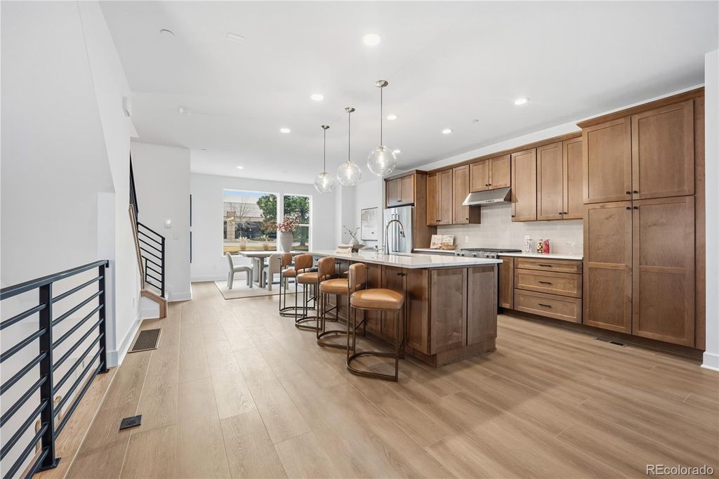 Photo of 10916 E Hinsdale Circle, Englewood, CO 80112 (MLS # 9293441)