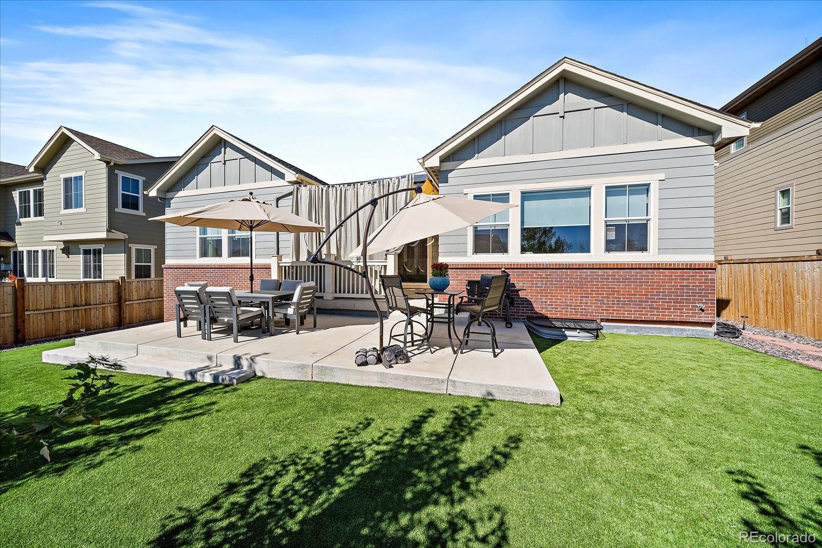 672 W 128th Place