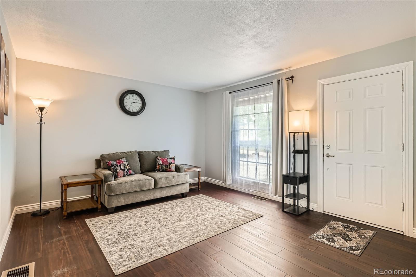 3358 S Iris Court