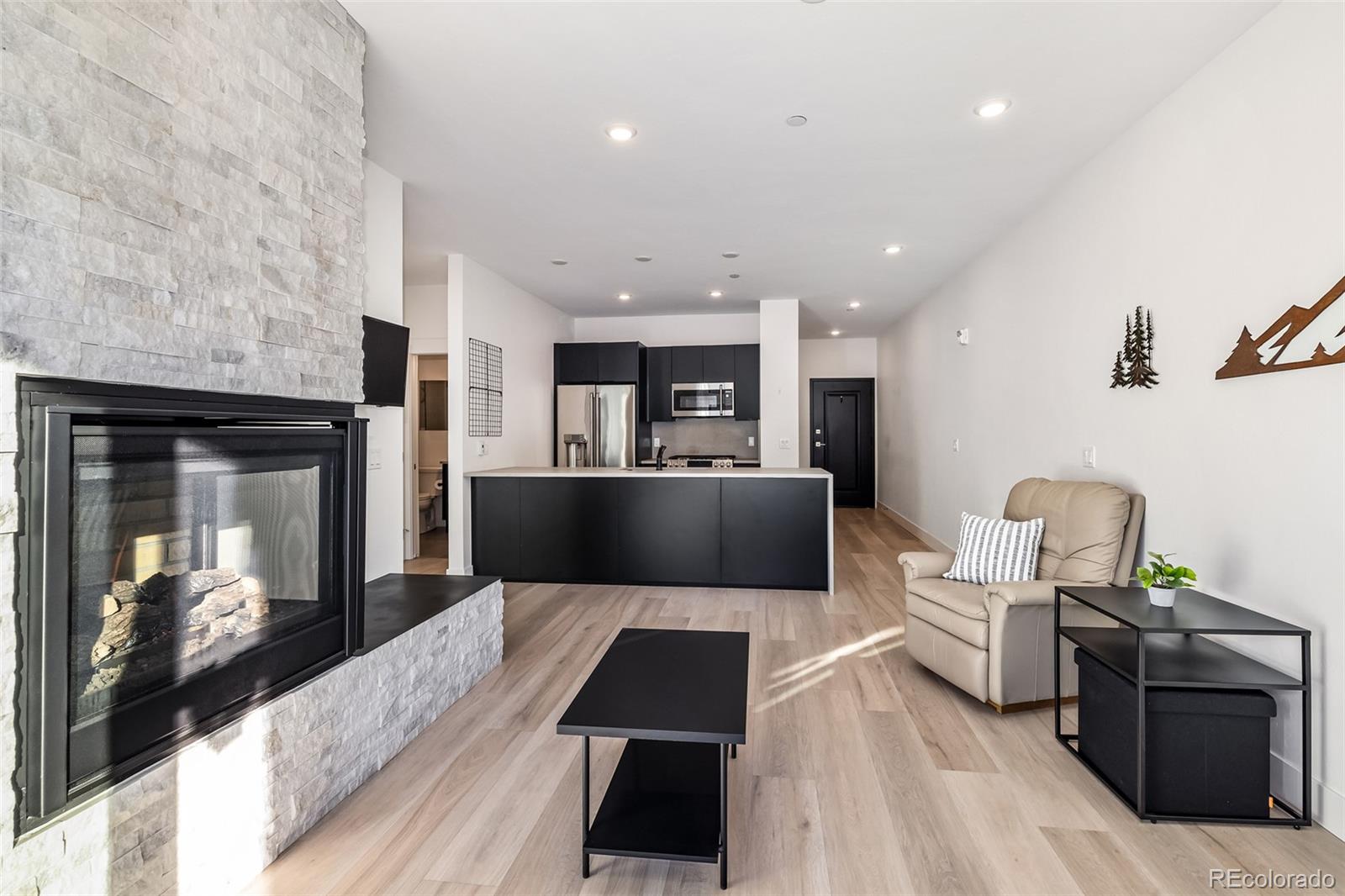 930 Blue River Parkway 613