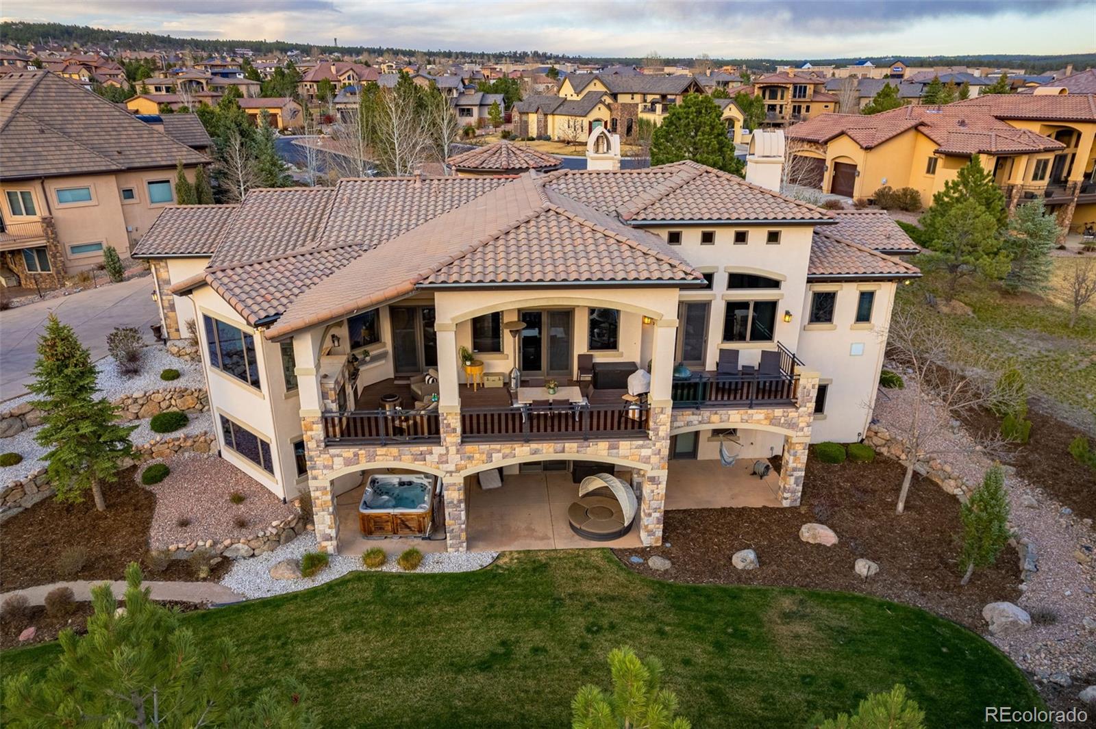 2217 Rainbows End Point