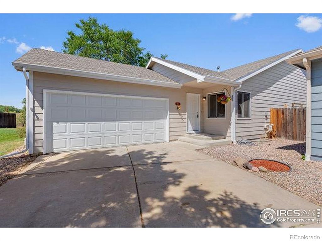 Photo of 102 Fossil Court W, Fort Collins, CO 80525 (MLS # IR1045352)