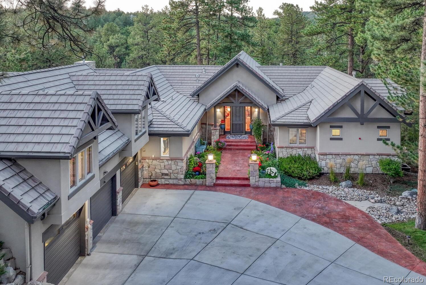 395 Orofino Drive