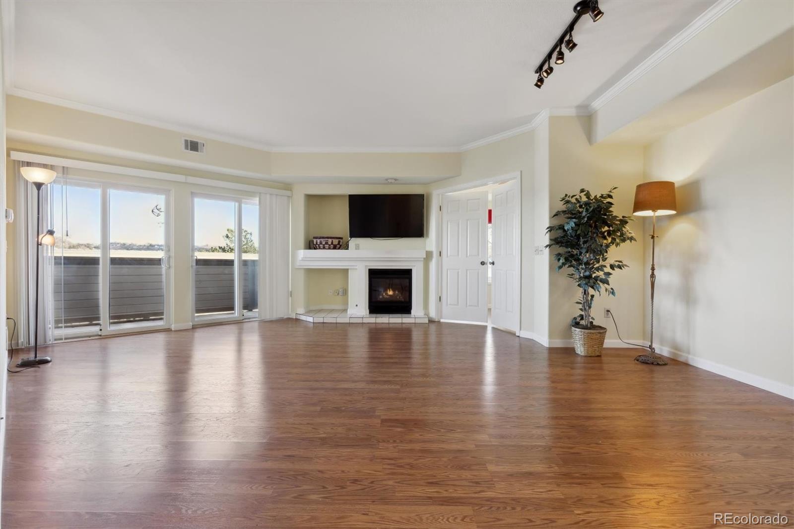 930 E Plum Creek Parkway 206