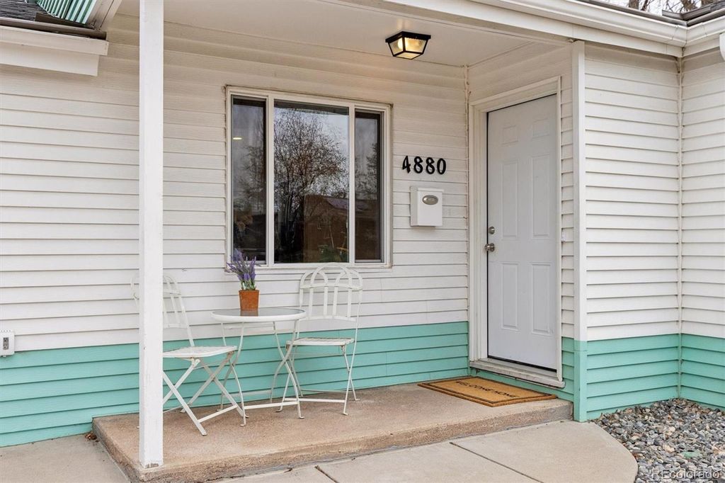 Photo of 4880 S Cherokee Street, Englewood, CO 80110 (MLS # 9024268)