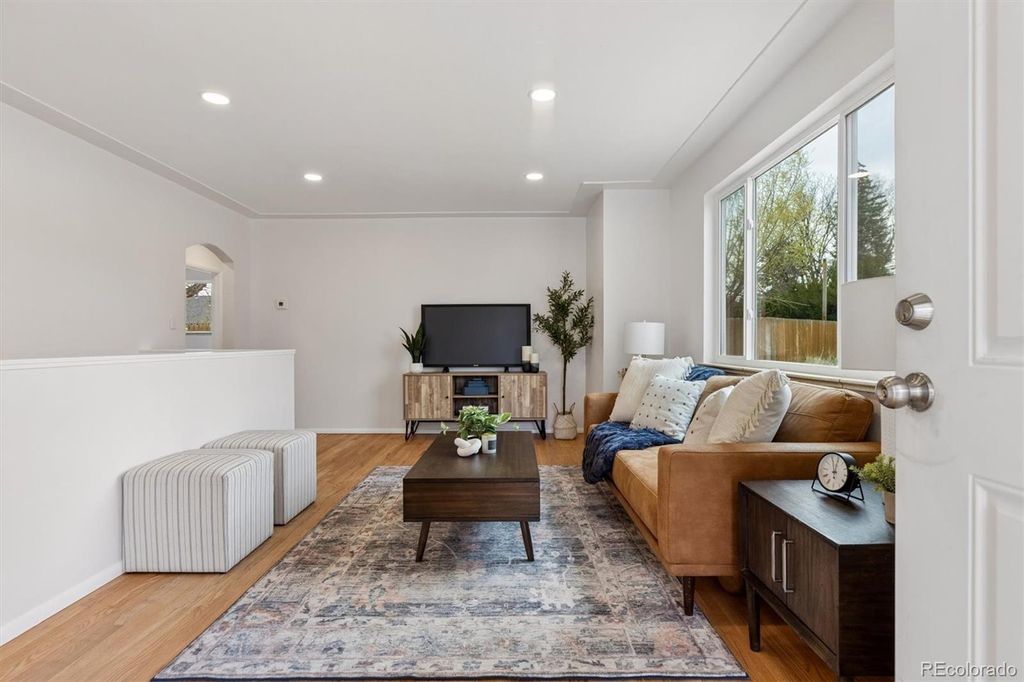 Photo of 4880 S Cherokee Street, Englewood, CO 80110 (MLS # 9024268)