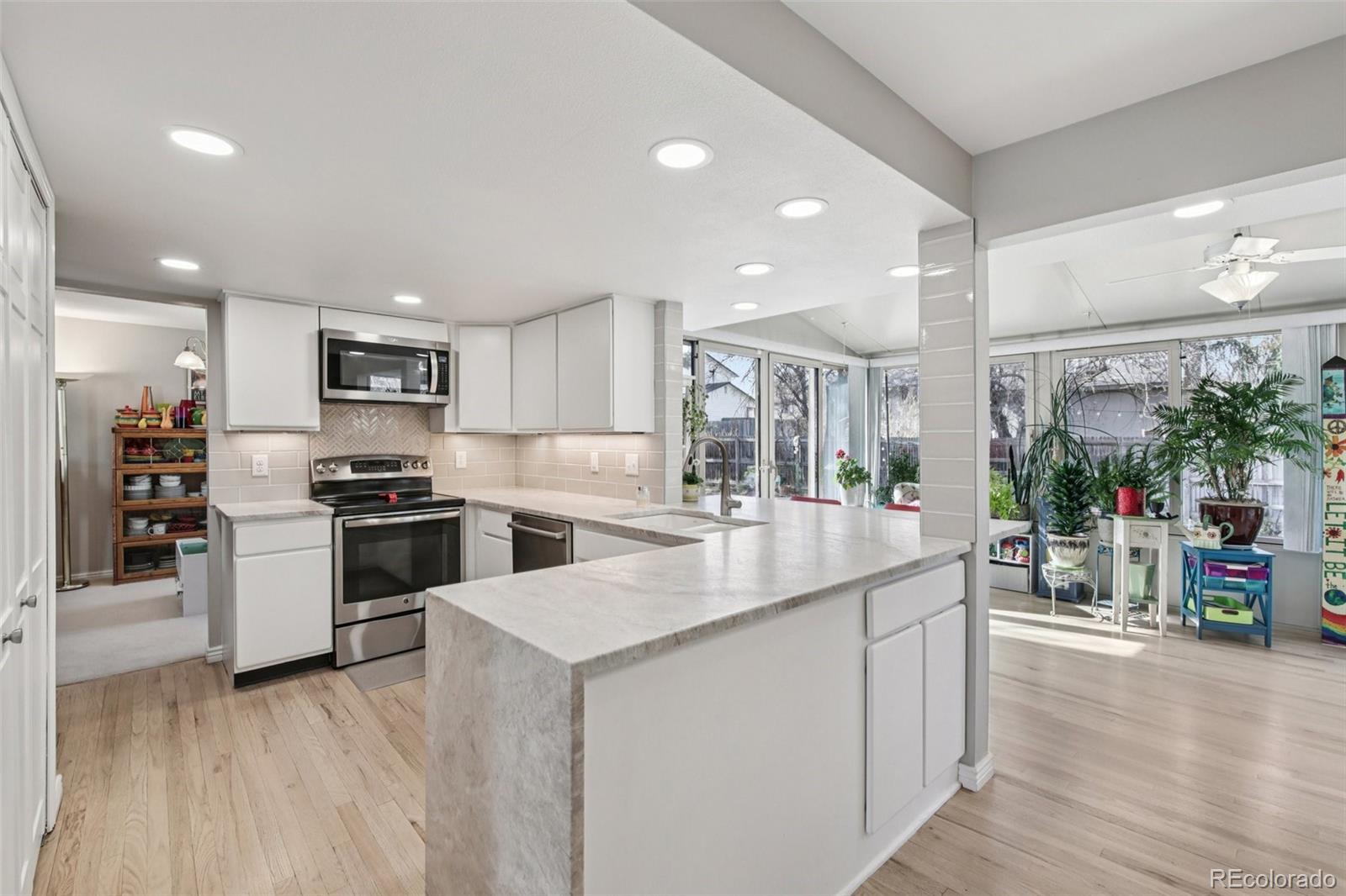 4153 S Syracuse Street