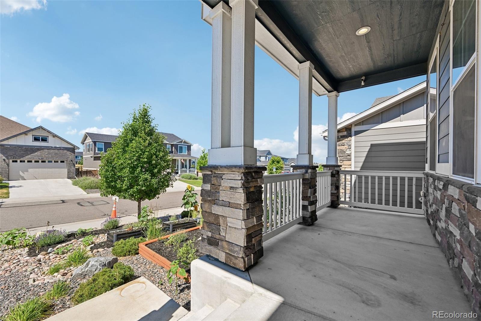 1483 Wingfeather Lane