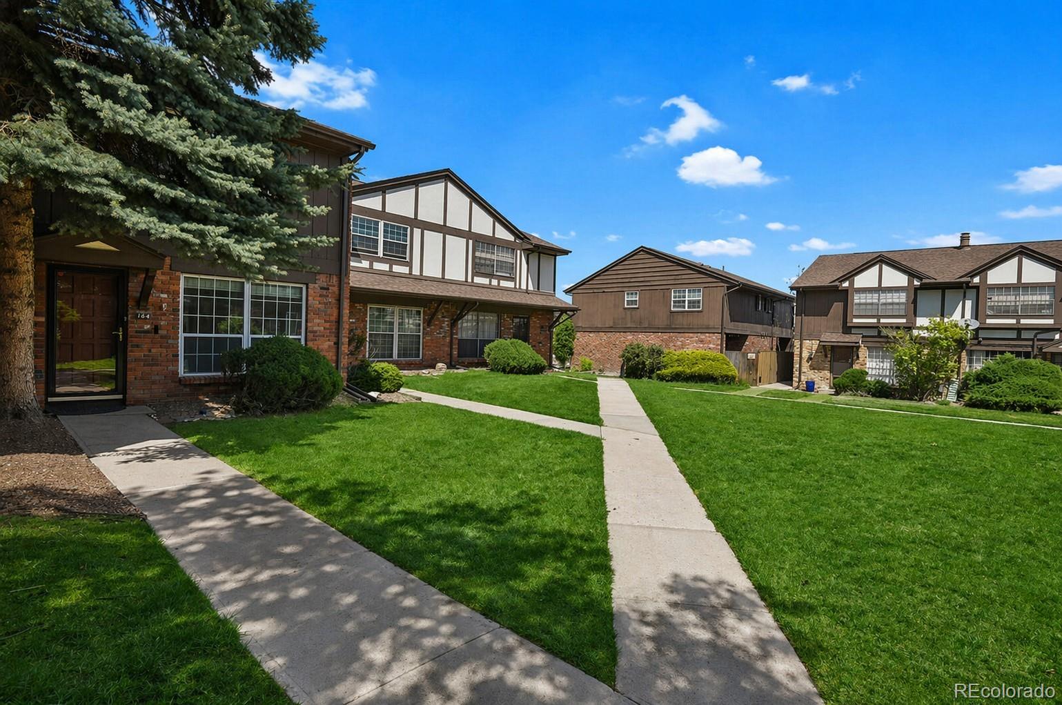 3855 S Monaco Street 164