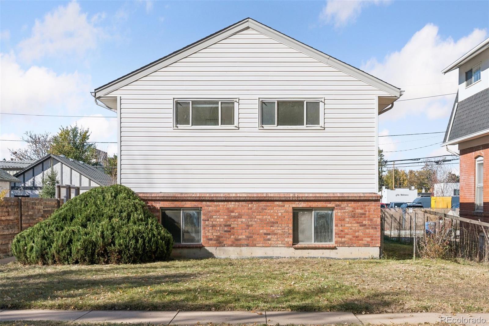 2457 S Lincoln Street