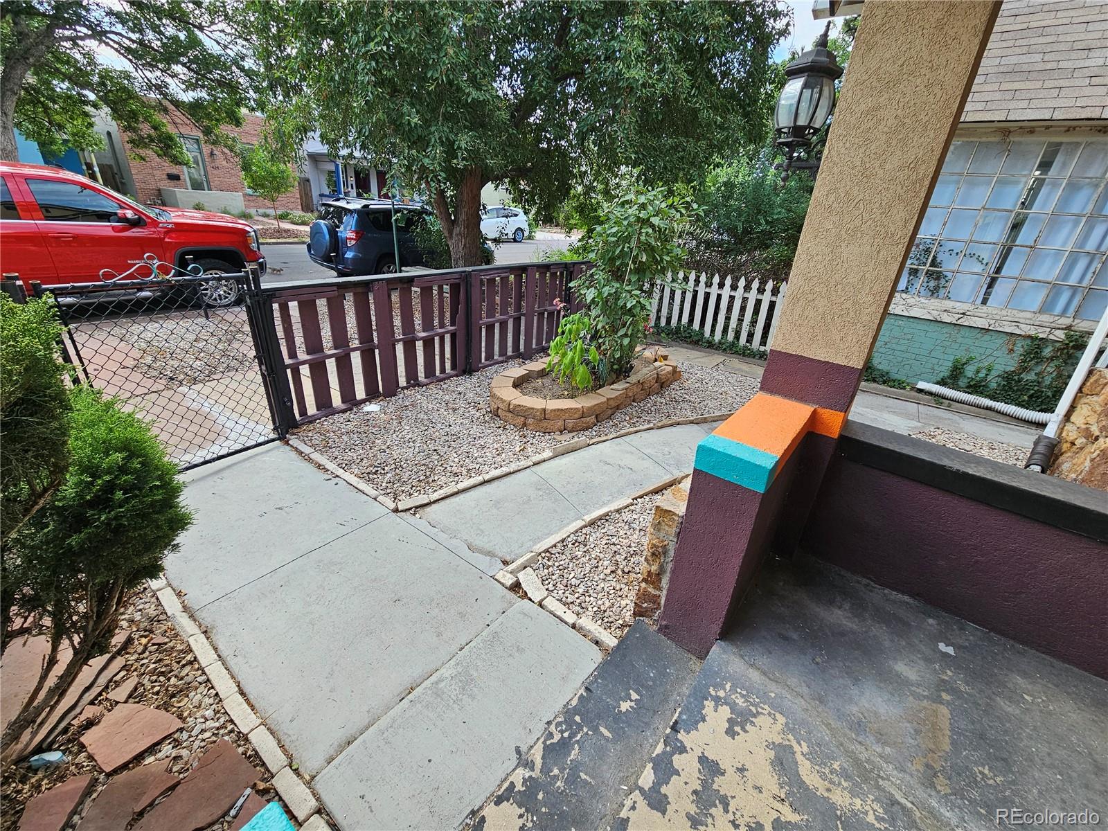 431 Fox Street