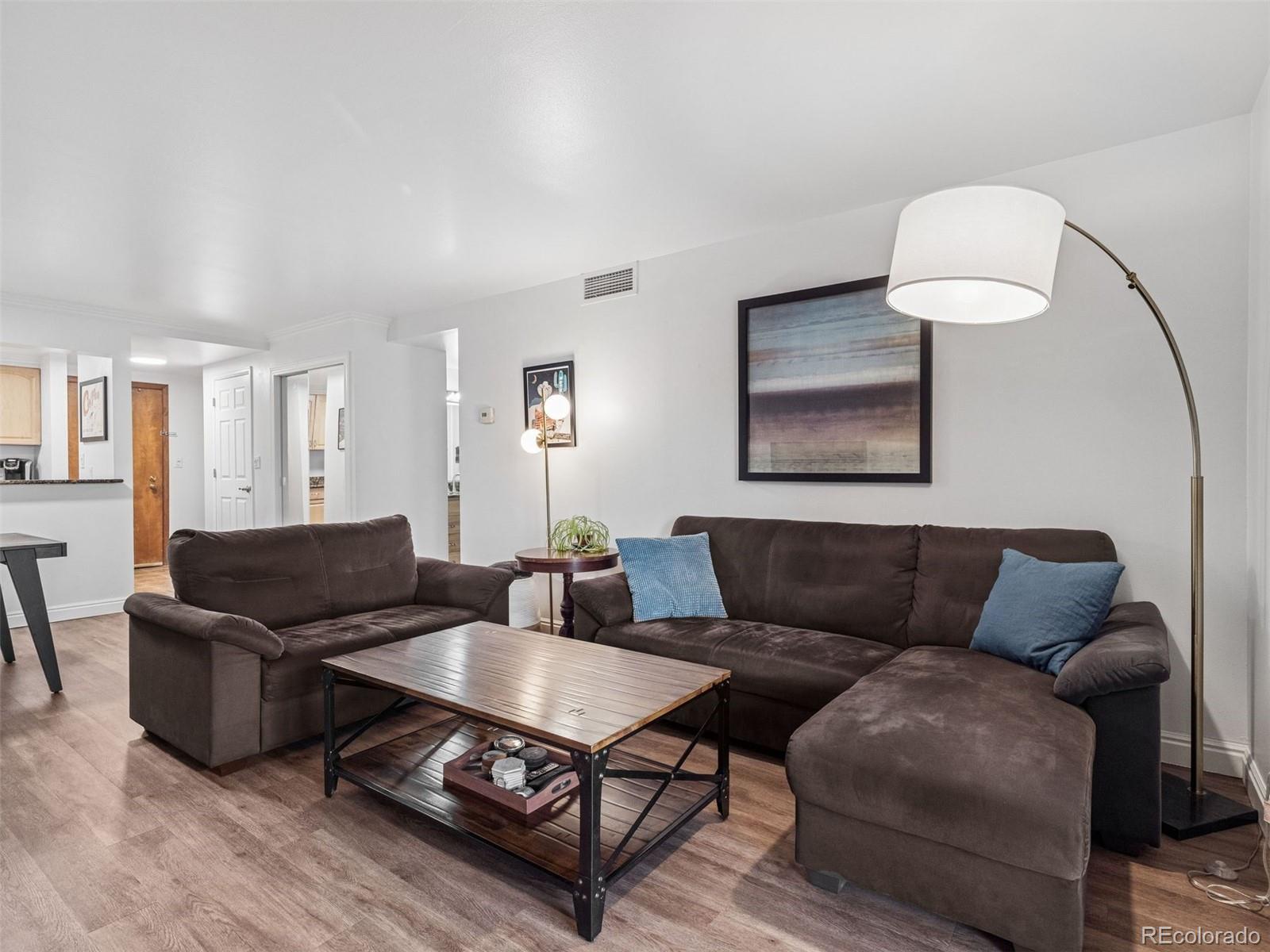 800 N Pearl Street 709