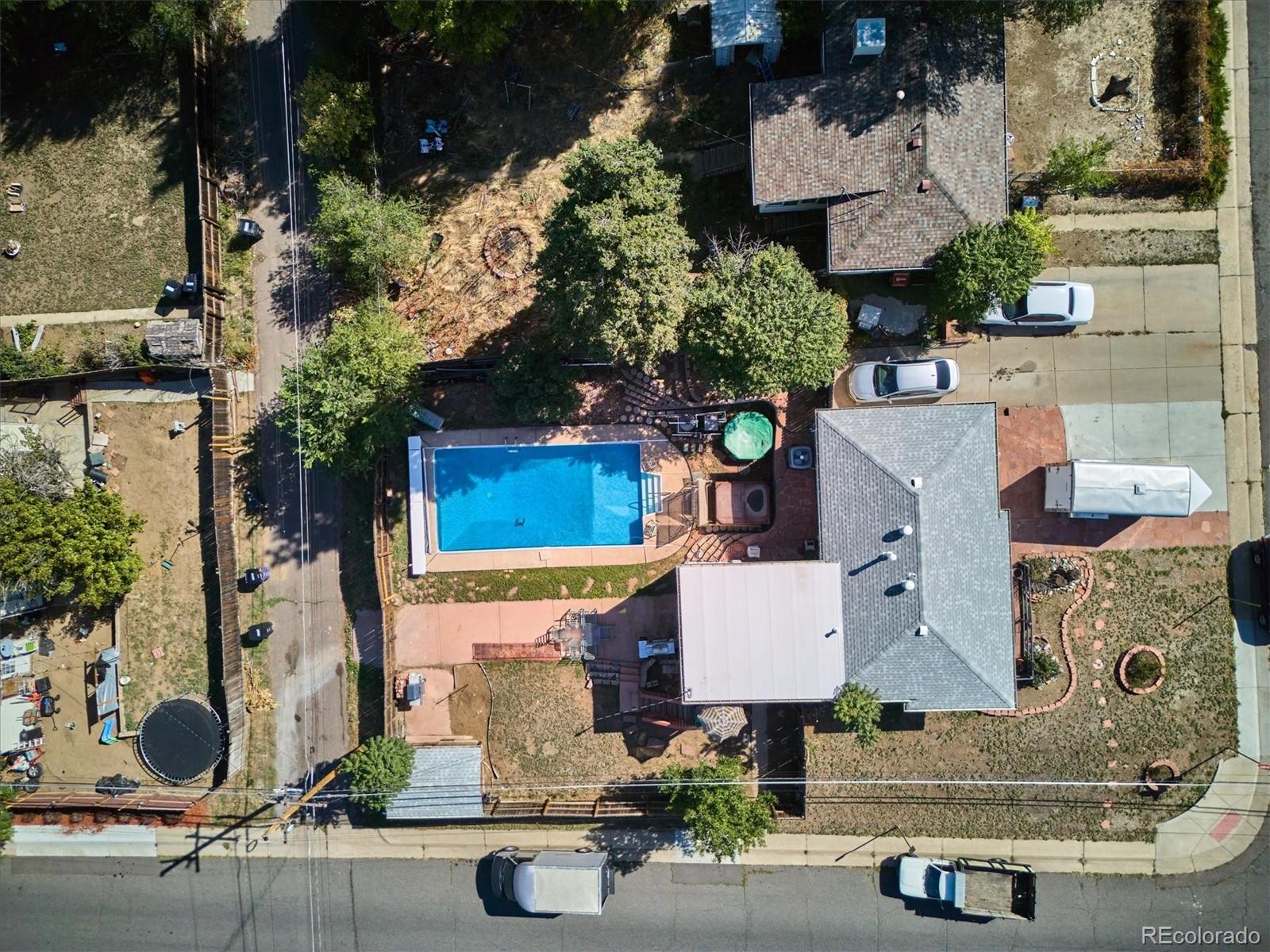 2141 W Gill Place