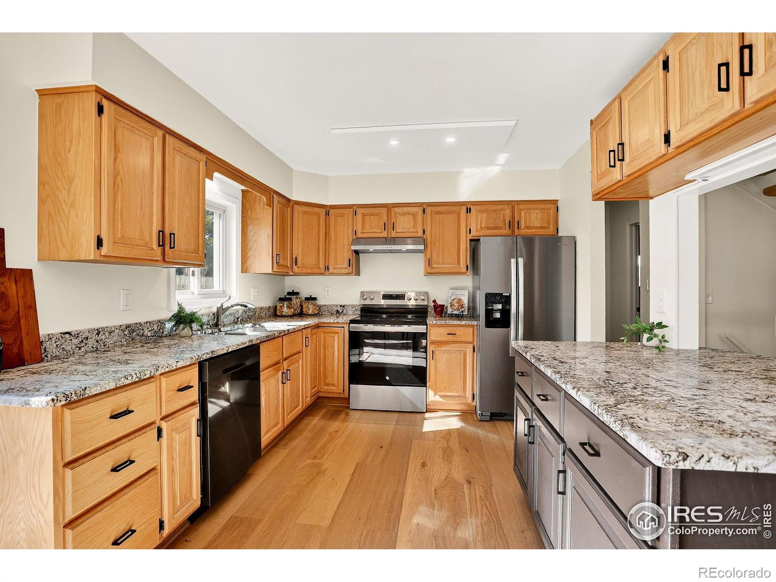 1524 Denison Circle, Longmont, CO, 80503 2 1524 Denison Circle