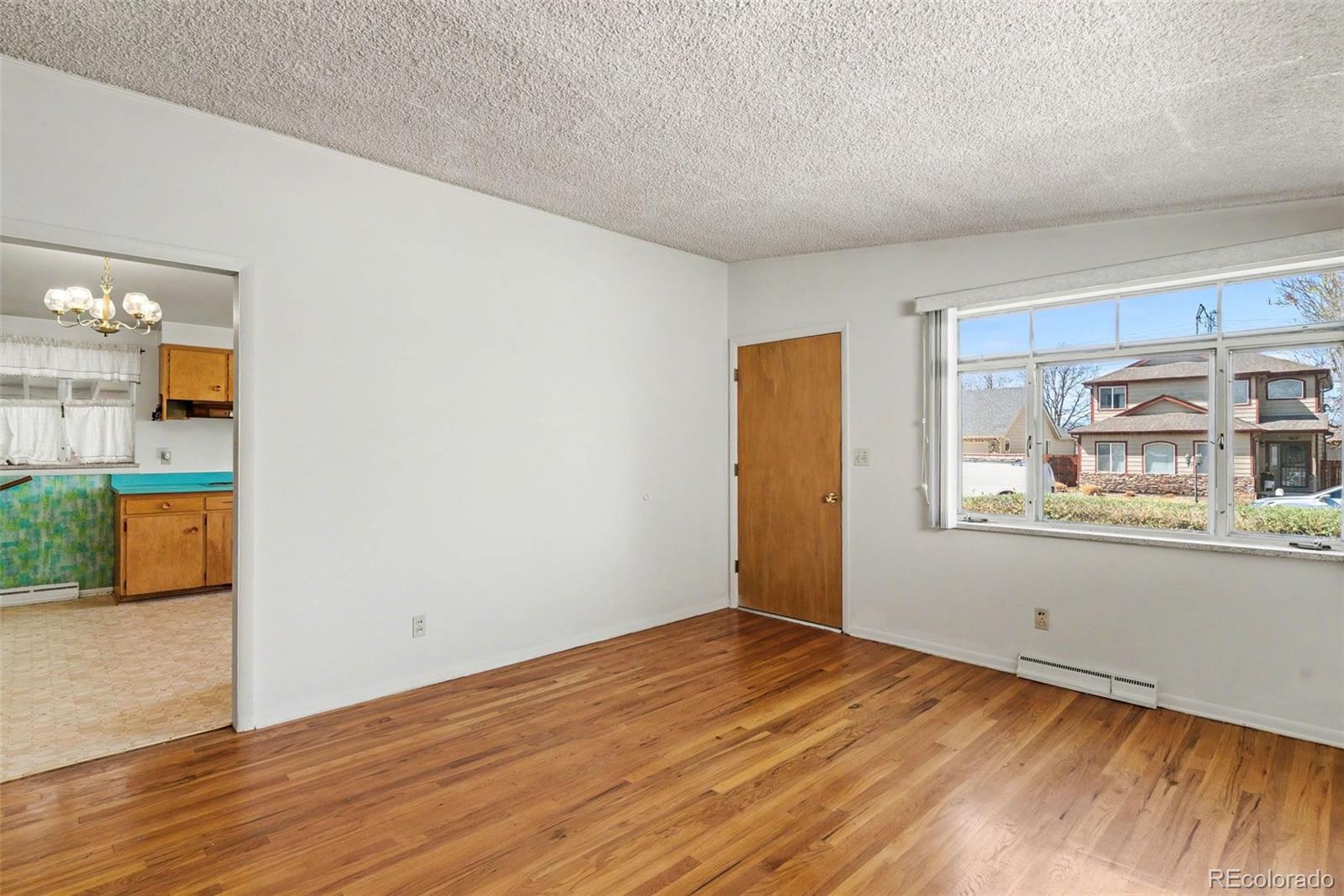 1018 S Krameria Street