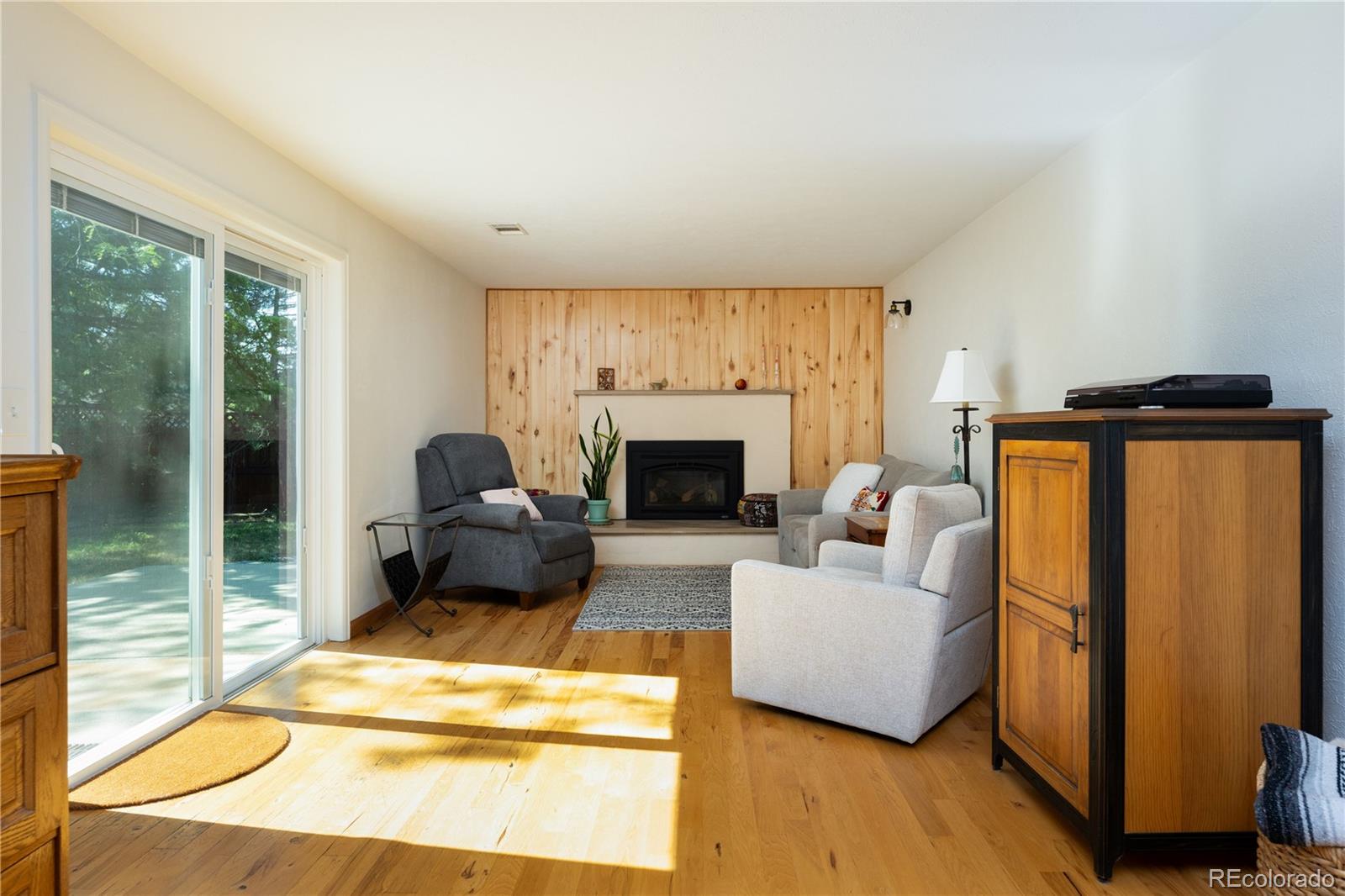 4842 Earle Circle