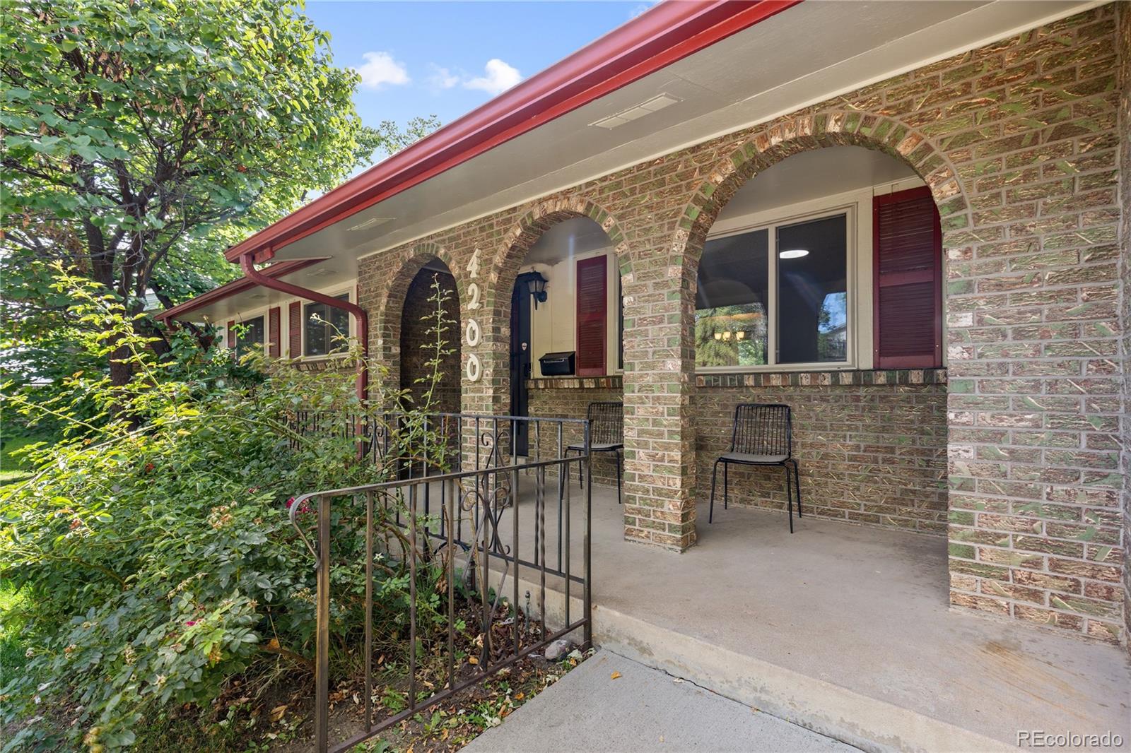 4200 W Stanford Avenue