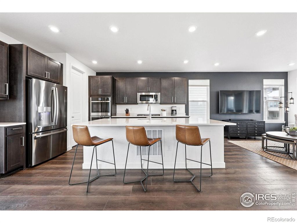 Photo of 926 Hearteye Trail, Lafayette, CO 80026 (MLS # IR1042750)