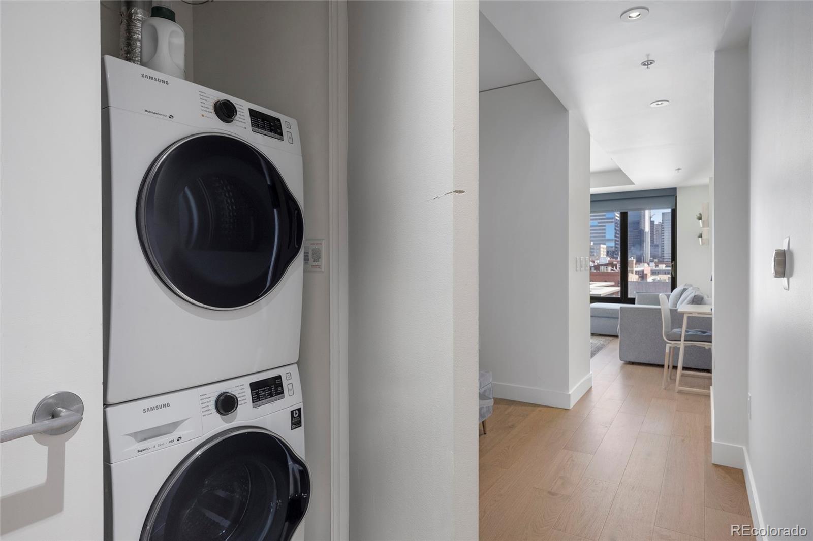 1750 Wewatta Street 824