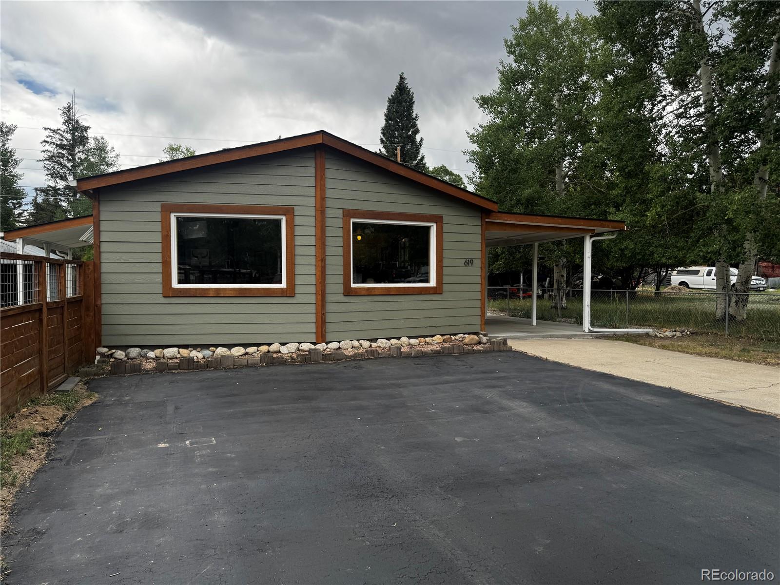 619 James Place