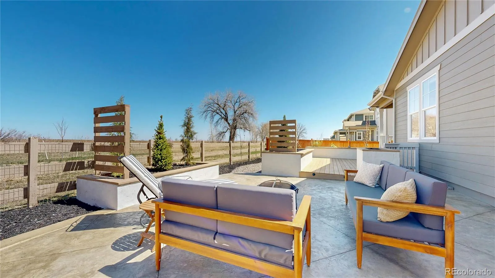 Broomfield, Colorado 80023, United States, 4 Bedrooms Bedrooms, ,3 BathroomsBathrooms,Residential,Pending,105357