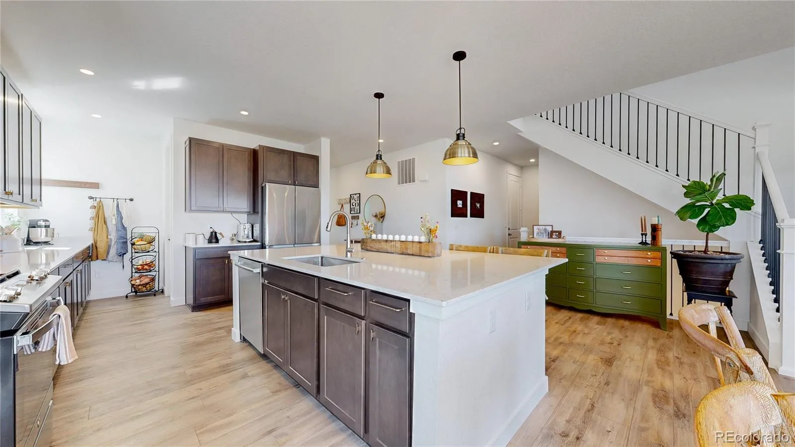 Broomfield, Colorado 80023, United States, 4 Bedrooms Bedrooms, ,3 BathroomsBathrooms,Residential,Pending,105357