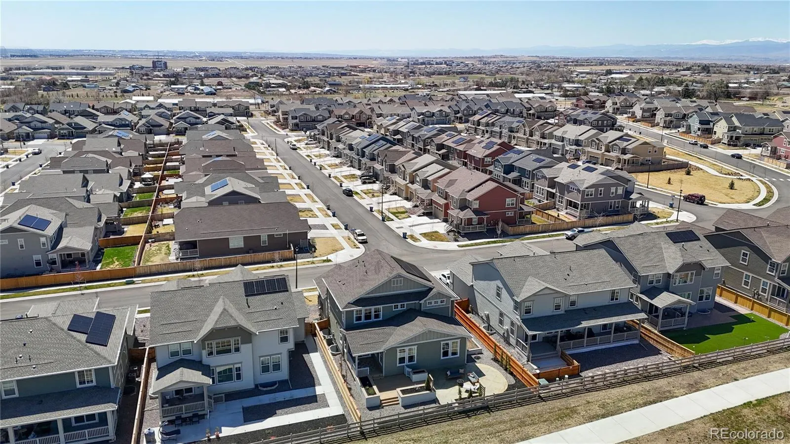 Broomfield, Colorado 80023, United States, 4 Bedrooms Bedrooms, ,3 BathroomsBathrooms,Residential,Pending,105357