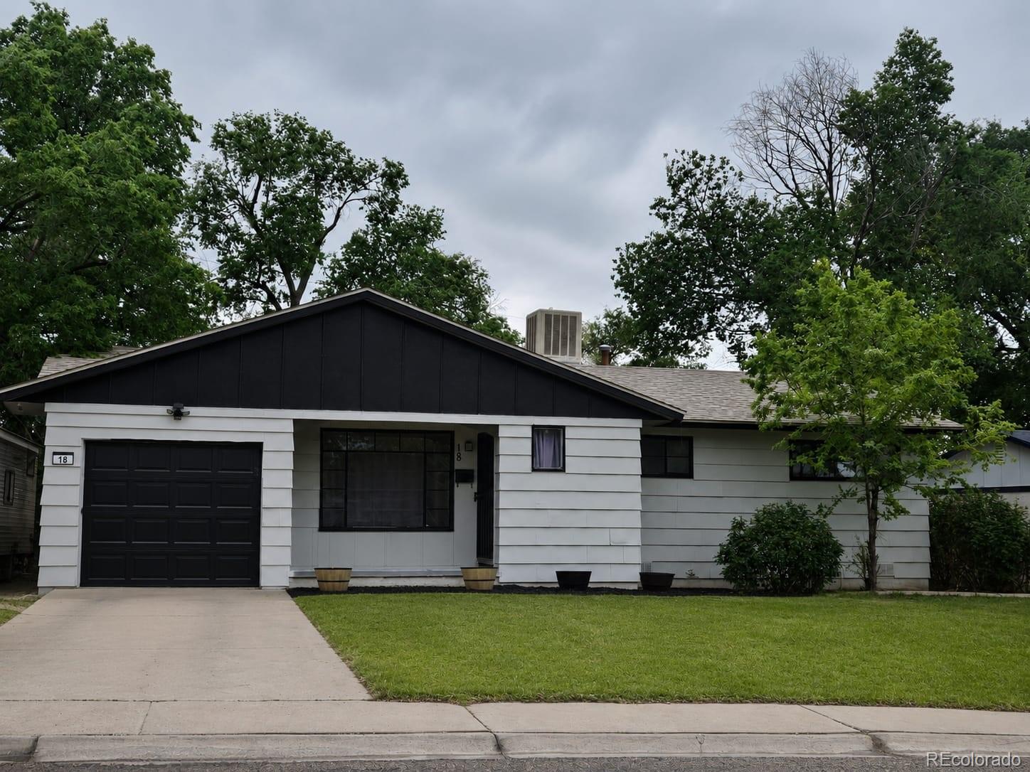 Photo 1 of 21 — 18 Dundee Lane, Pueblo, CO 81001