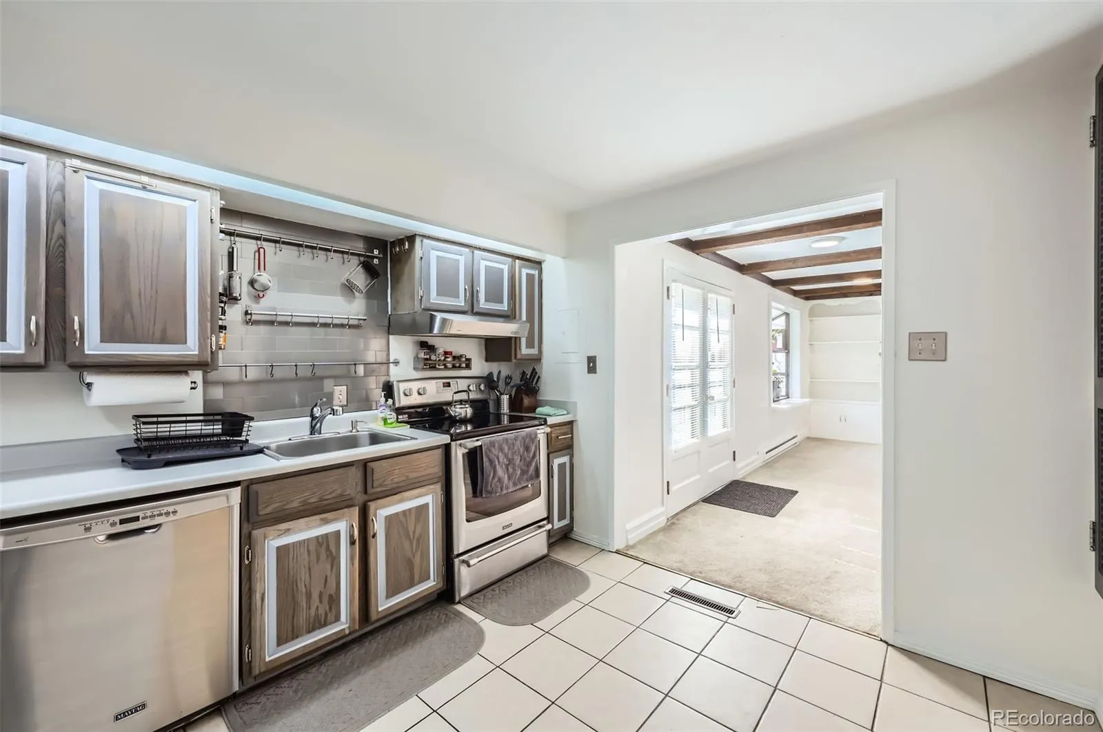 Colorado Springs, Colorado 80909, United States, 4 Bedrooms Bedrooms, ,2 BathroomsBathrooms,Residential,Pending,26156
