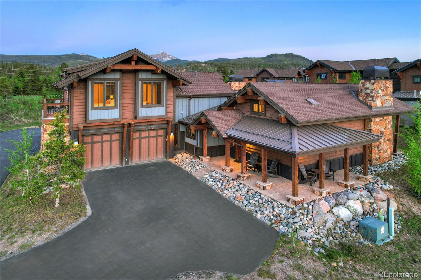 308 Shores Lane