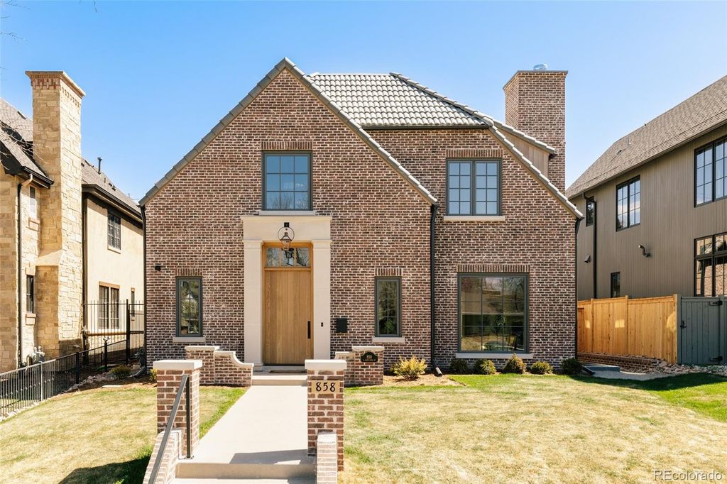 Photo of 858 S Saint Paul Street, Denver, CO 80209 (MLS # 2969753)