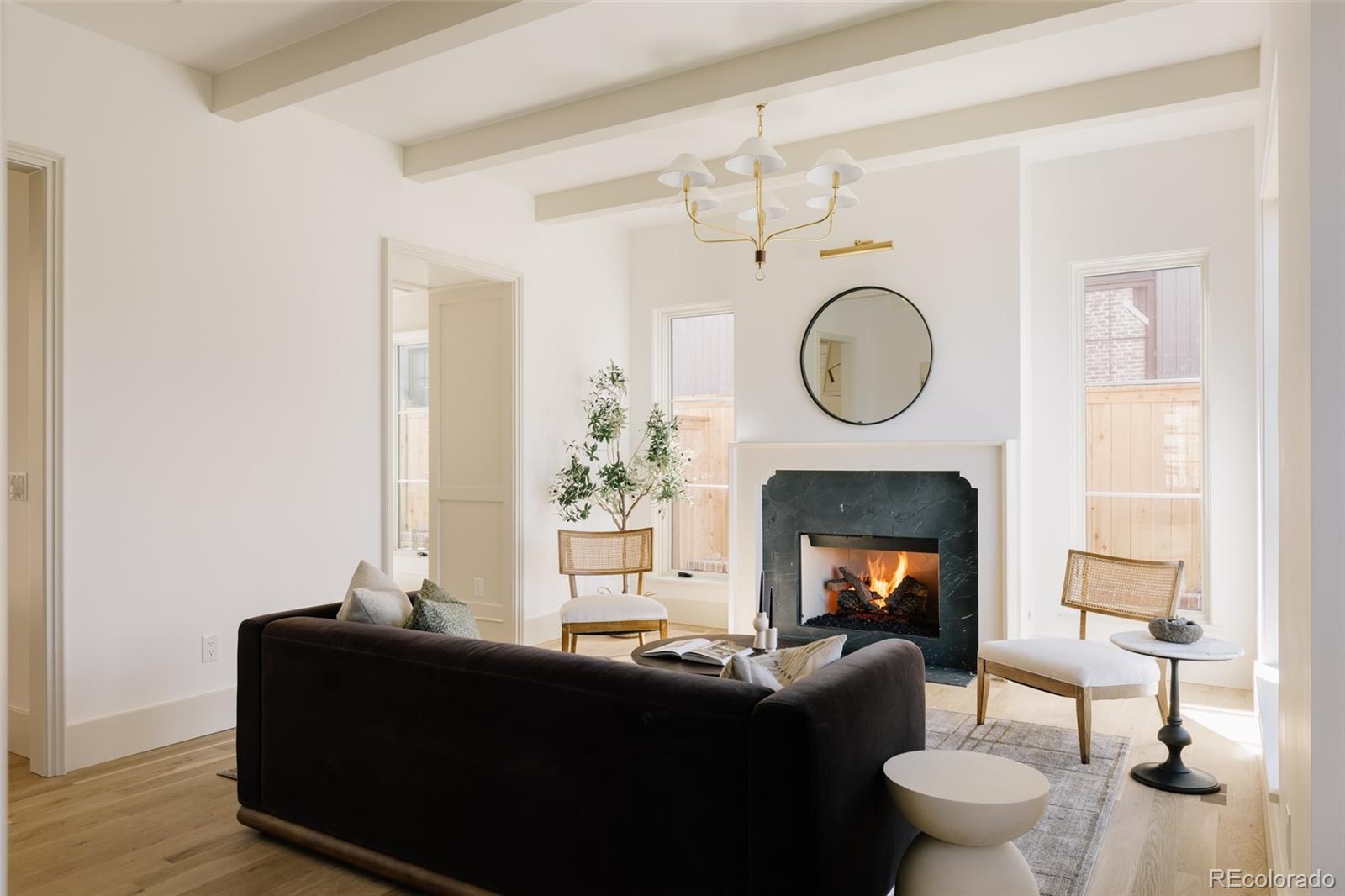 858 S Saint Paul Street