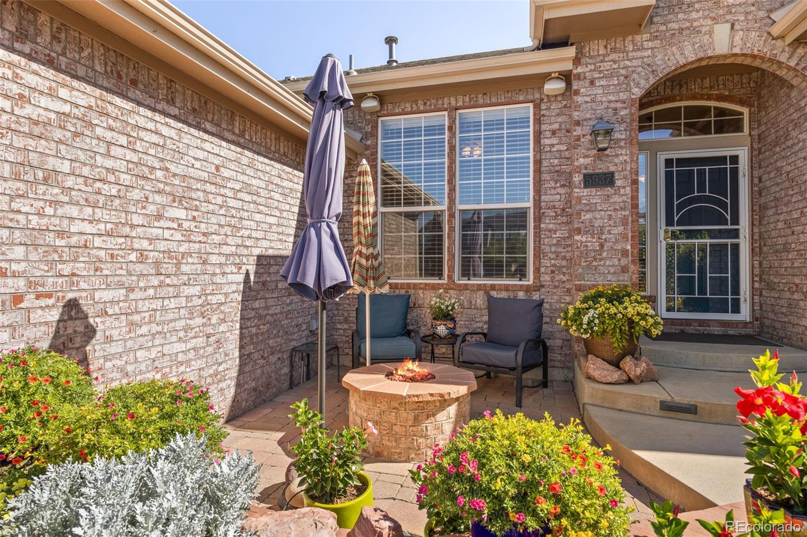 5937 Lance Place