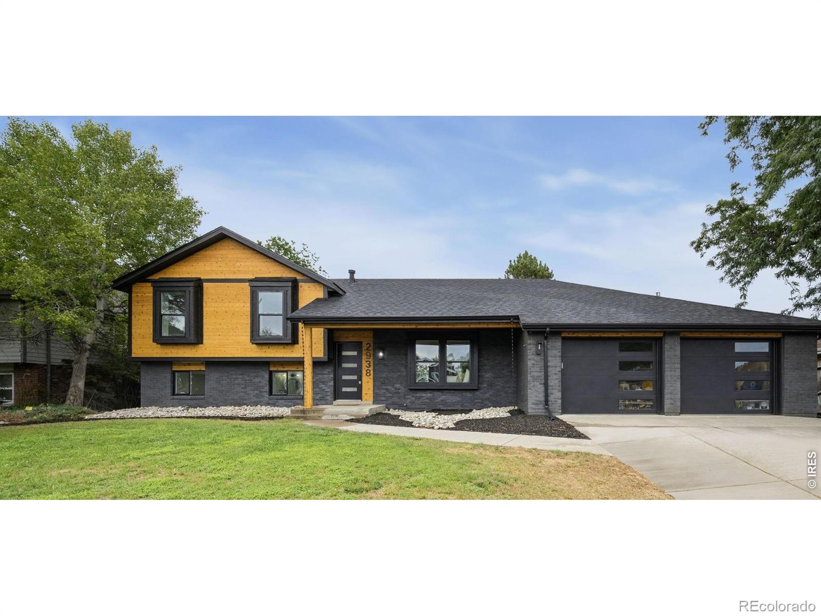 2938 Glendevey Drive