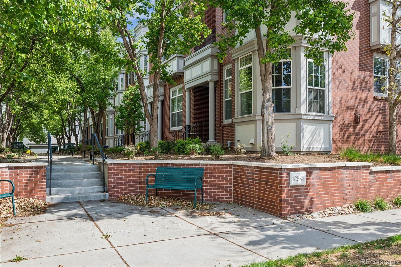 8939 E 29th Place