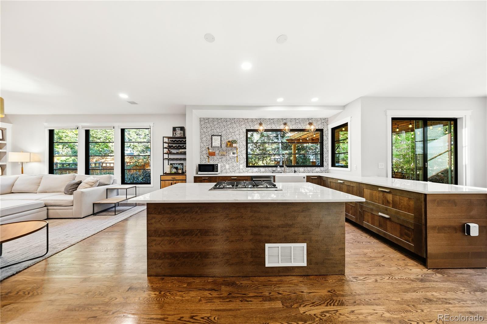 3144 Greensborough Drive